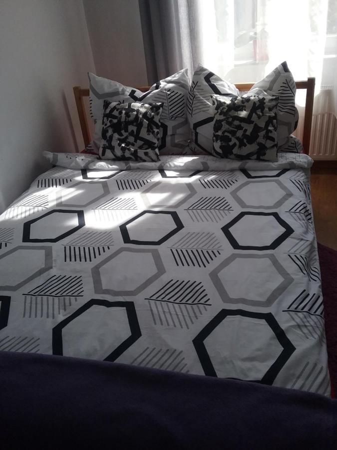 Pokoje - Osobne Parter 5 Appartement Stary Toruń Buitenkant foto